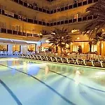 Hotel La Palmera & 4*