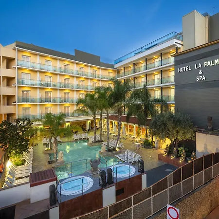 Отель La Palmera & 4*