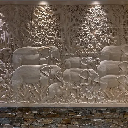 La Palmera & Hotel 4*