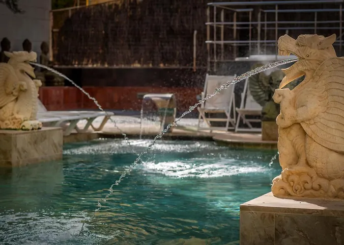 La Palmera & 4*