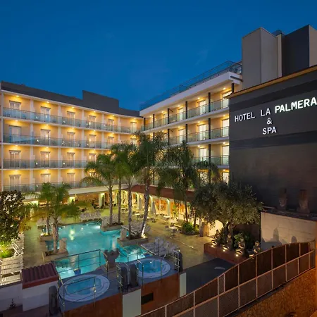 La Palmera & מלון 4*