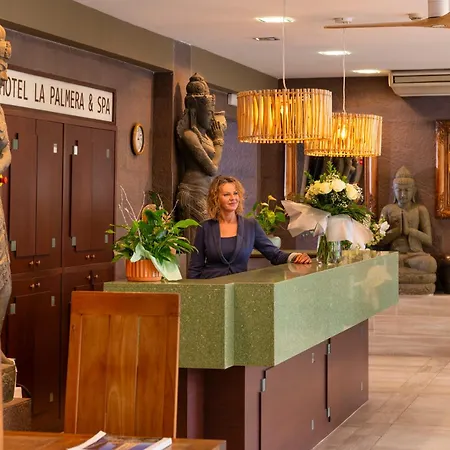 מלון La Palmera & 4*