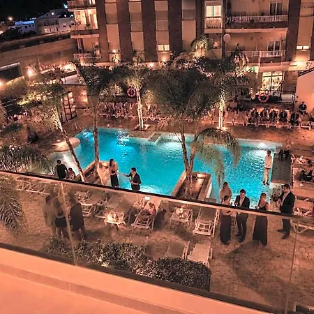 La Palmera & Hotel 4*