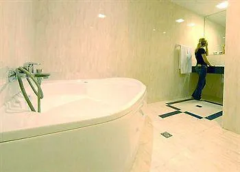 Hotel La Palmera & 4*