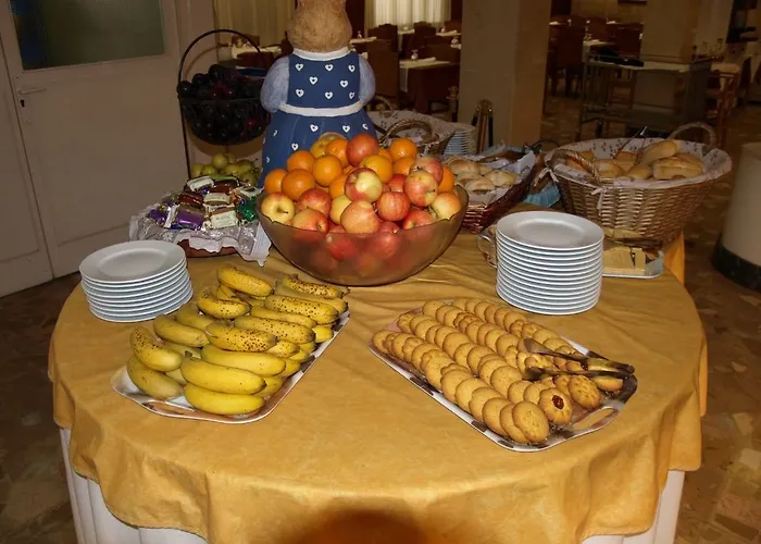 La Palmera & Отель 4*