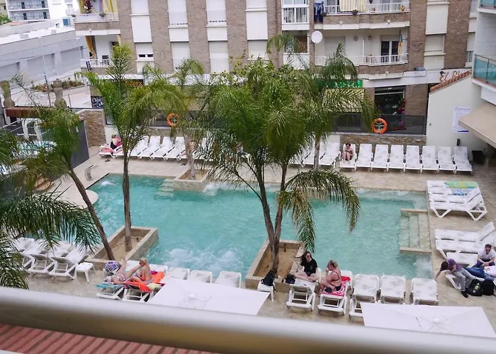 La Palmera & 4*